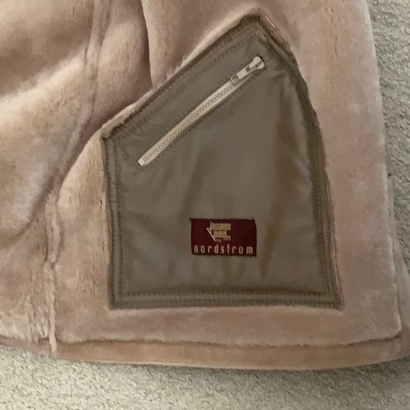 Men Lambskin Coat - Picture 4 of 5